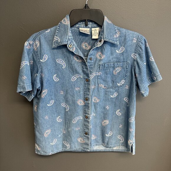 Village Sport Tops - Vtg 90s Village Sport Liz Claiborne Petite Sm Chambray Paisley Snap Button Top